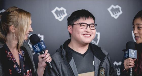 士普遍认为 士普遍认为